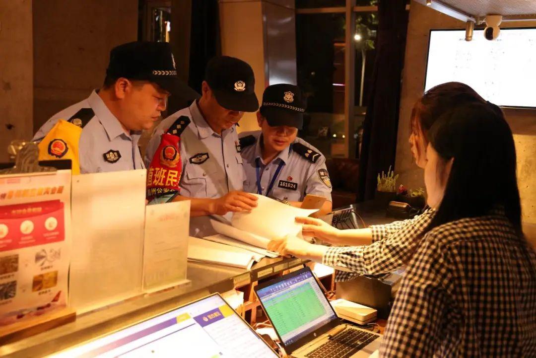 十八姑娘一朵花五颜六色景如画是什么生肖精选解析、解释与落实、综合解答解释落实